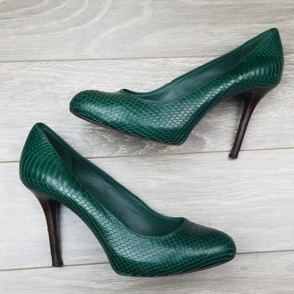 Tory Burch Shoes - Tory Burch Emerald Green Snake Skin Heels